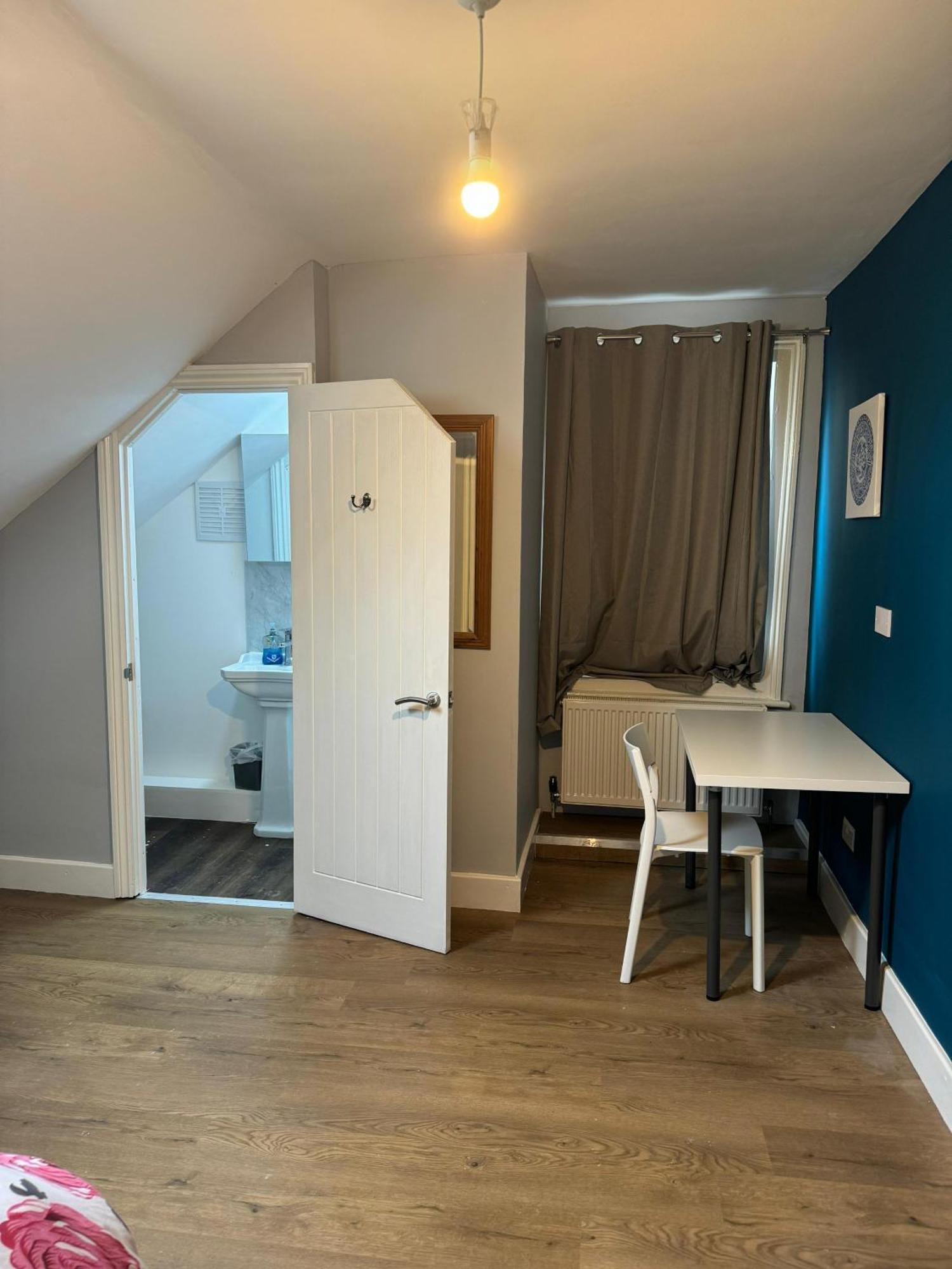 9 Elliott Road Leilighet Thornton Heath Eksteriør bilde